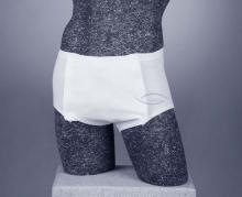 Herren-Unterhose mit Klettverschluss bei Bewegungseinschränkungen. Für Einlagen geeignet